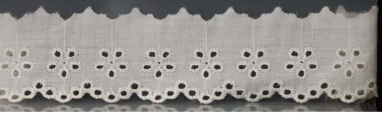 White Linen Eyelet Floral & Scalloped Fancy Lace