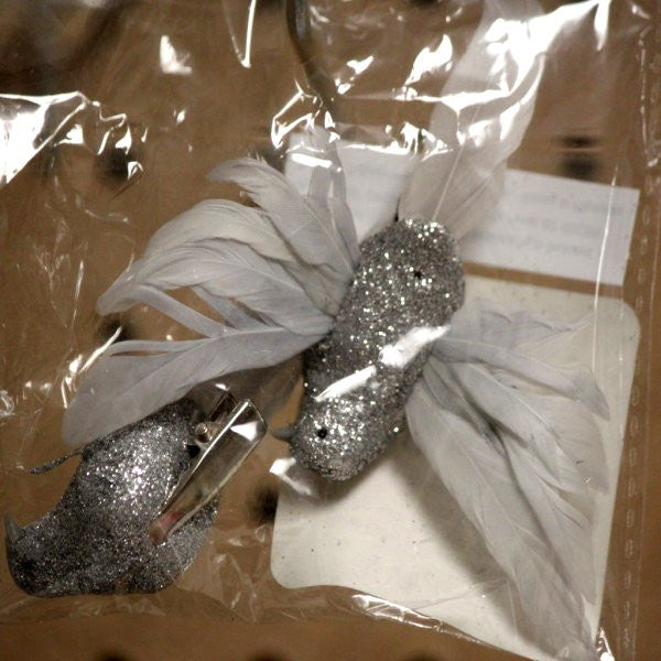 Glittered Silver Birds Clip Embellishments - SCRAPBOOKFARE
